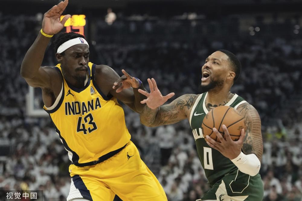 郑钦文高情商回应“总决赛合照C位”：老外拍照没固定位置，随意排的东南早报.