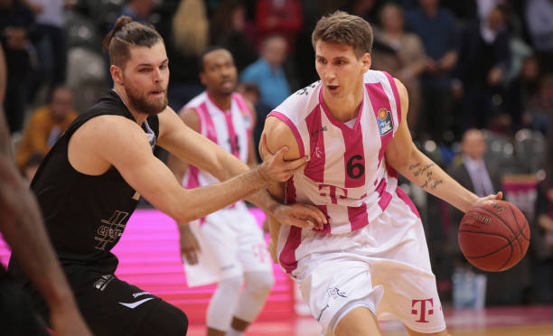 这样一个突 这样一个突