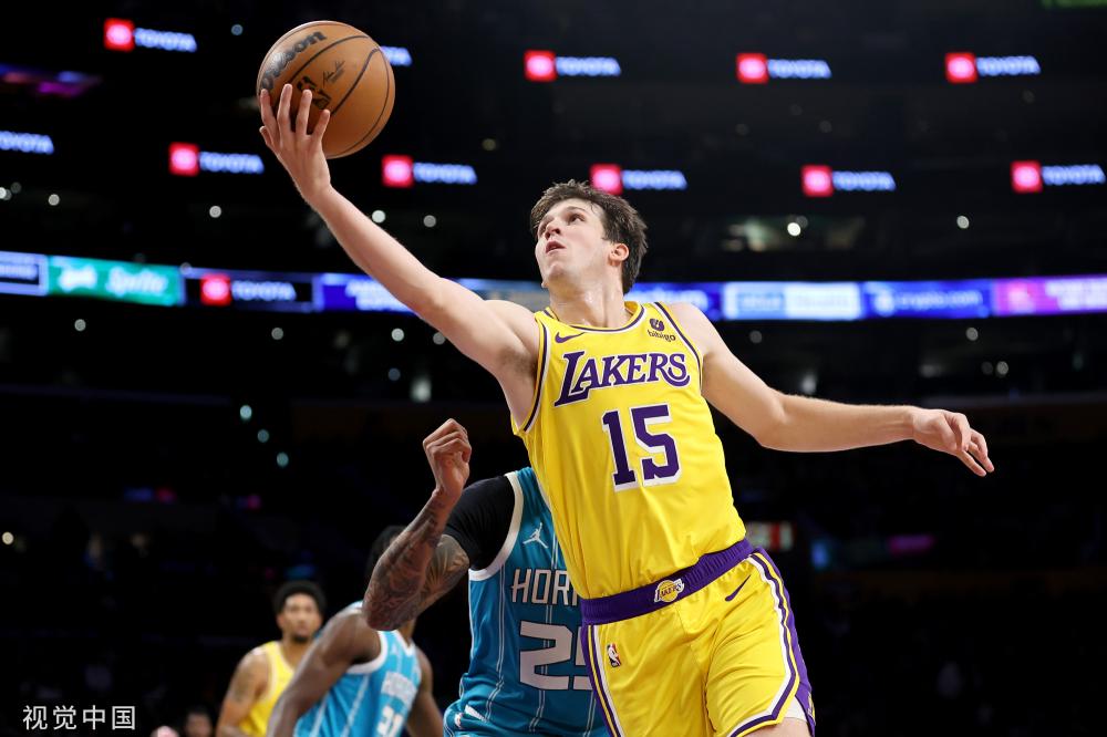 安赛龙重返迪拜训练 喊话骆建佑:等你回来